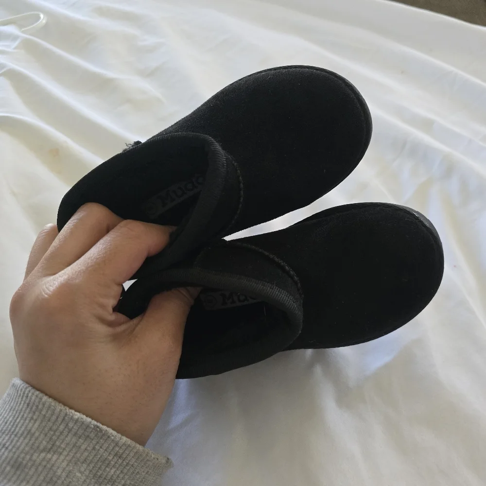 Mudd Black Boots 8c
